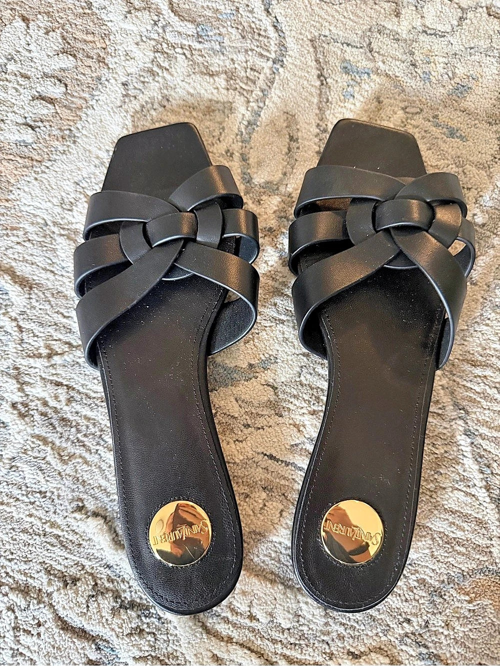 Saint Laurent Tribute Flat Slide Sandal in Smooth Leather Black EU 39